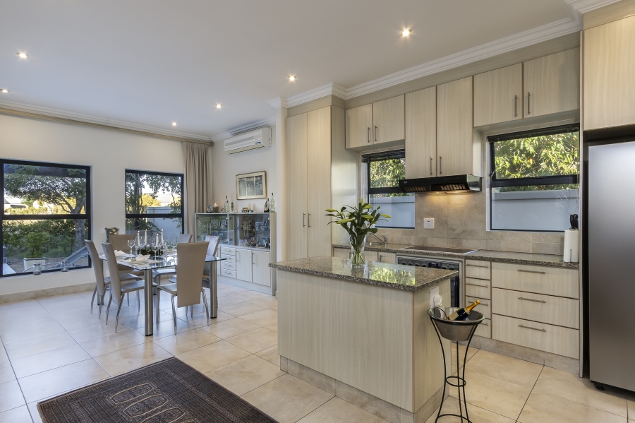 2 Bedroom Property for Sale in De Wijnlanden Residential Estate Western Cape